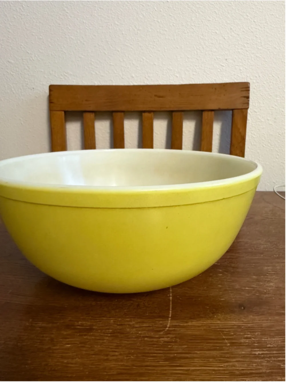 Vintage Pyrex 404-11 Primary Yellow 4 Quart Mixing Bowl Nesting Bowl USA Milk Gl